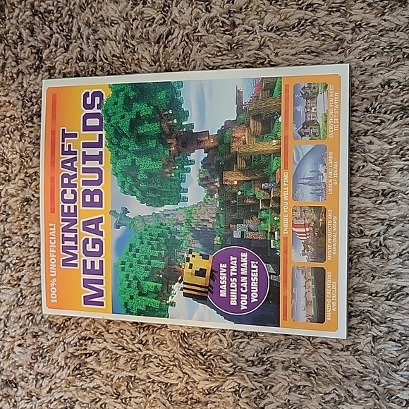 Minecraft Mega Builds Book - Picture 1 of 3